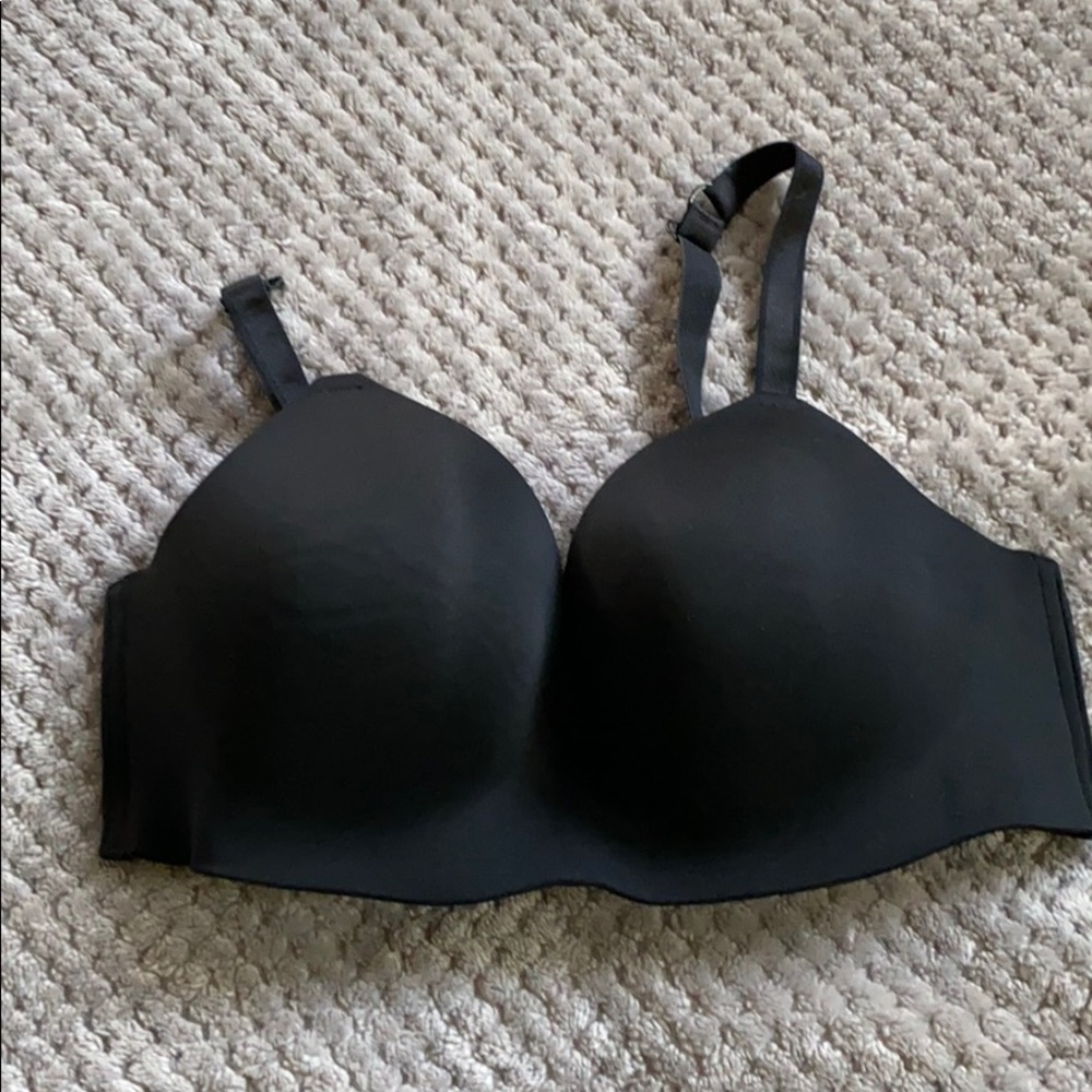 Gillian & O’Malley Black Wireless Bra